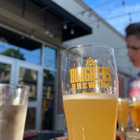 Photo taken at Burgh&amp;#39;ers Brewing Zelienople by Nic T. on 9/3/2021