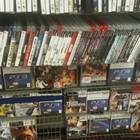 Photo taken at GameStop by Philip T. on 4/14/2016
