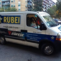 Foto tirada no(a) Rubei 2 srl por Andrea C. em 11/5/2012
