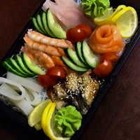 2/10/2018 tarihinde SushiMarketWok -.ziyaretçi tarafından SushiMarketWok'de çekilen fotoğraf