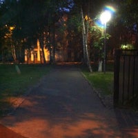 Photo taken at Школа №668 by Хачатур Б. on 6/5/2014