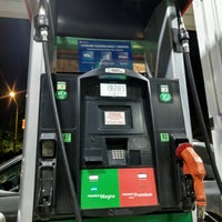 Photo taken at Gasolineria PEMEX 2818 by R@Y on 2/20/2017
