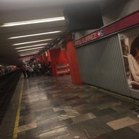 Photo taken at Metro Pino Suárez (Líneas 1 y 2) by R@Y on 5/13/2015