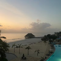 Foto scattata a Ramada Resort by Wyndham Dar Es Salaam da Fatma Nur G. il 7/22/2023