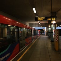Photo taken at Island Gardens DLR Station by Slavomír S. on 3/3/2016