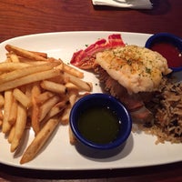 Photo taken at Red Lobster by cinthia c. on 8/1/2015
