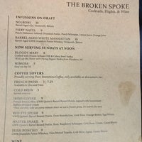 Foto tirada no(a) The Broken Spoke por Dawn M. em 7/8/2017