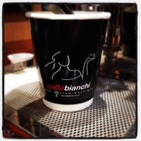 Das Foto wurde bei Caffe Bianchi von Caffe Bianchi am 9/19/2014 aufgenommen