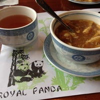 4/11/2013 tarihinde Amy G.ziyaretçi tarafından Royal Panda'de çekilen fotoğraf
