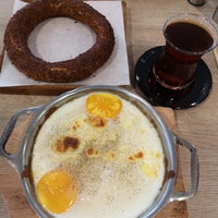 Photo taken at Simitçii Cafe by Nazım G. on 11/7/2018