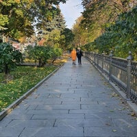 Photo taken at Taynitsky Garden by Наталья on 10/9/2021
