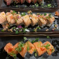 Foto tirada no(a) Sake2Me Sushi - Cerritos por Simone L. em 6/27/2019