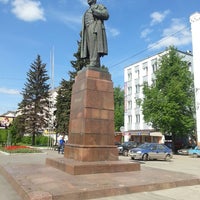 Photo taken at Памятник В. И. Ленину by Анатолий М. on 5/17/2013
