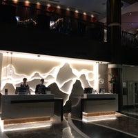 Foto tirada no(a) Delta Hotels by Marriott Burnaby Conference Center por Nazar B. em 2/17/2020
