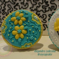 Das Foto wurde bei Pasteleria y Cupcakes, Diseño de pasteles en Fondant y galletas decoradas | pasteleriaycupcakes.com von PasteleriayCupcakes am 7/16/2015 aufgenommen