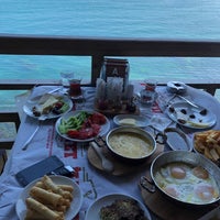 Photo taken at Akçakoca Hamsi Restaurant by -/!!👀$corpion-/👀!! on 6/8/2019