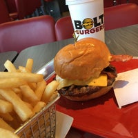 10/29/2016에 Tammuz F.님이 Bolt Burgers에서 찍은 사진