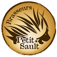 Das Foto wurde bei Brasseurs du Petit-Sault Brewers von Brasseurs du Petit-Sault Brewers am 5/12/2014 aufgenommen