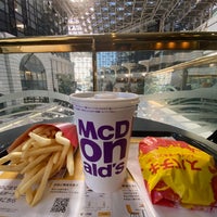 Photo taken at McDonald&amp;#39;s by 翔人 on 11/21/2020