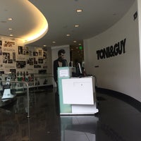 รูปภาพถ่ายที่ TONI&amp;amp;GUY Hairdressing Academy โดย Maria L. เมื่อ 7/21/2015