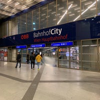Photo taken at BahnhofCity Wien Hauptbahnhof by Martin O. on 3/2/2019