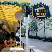 Photo prise au Tupelo Honey par F le7/22/2021