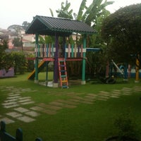 รูปภาพถ่ายที่ Bougainville Escola infantil โดย alexandra s. เมื่อ 2/1/2013
