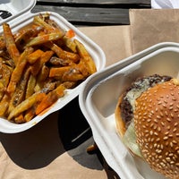 Foto scattata a Bleecker Burger da Mark G. il 6/4/2022
