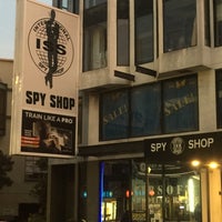 11/19/2017 tarihinde Wayne H.ziyaretçi tarafından International Spy Shop'de çekilen fotoğraf