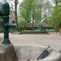 Photo taken at Speeltuin Wilhelminapark by RRMast on 4/6/2014