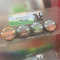 Photo taken at Ben &amp;amp; Jerry&amp;#39;s by Tahrea M. on 11/1/2016