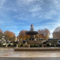 Photo taken at Aix-en-Provence by V͜͡l͜͡a͜͡d͜͡y͜͡S͜͡l͜͡a͜͡v͜͡a͜͡ on 12/11/2023