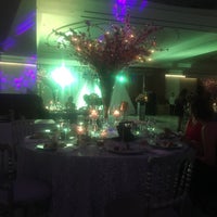 Foto diambil di DoubleTree by Hilton Istanbul Atasehir Hotel &amp;amp; Conference Centre oleh Meltem1907💛💙 pada 9/16/2017
