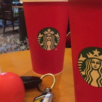 Photo taken at Starbucks by Ricardo D. on 11/24/2015