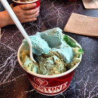 Photo taken at Cold Stone Creamery by Andrew W. S. on 8/7/2013