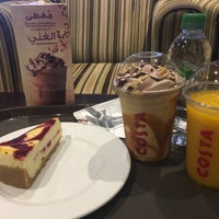 Photo taken at Costa Coffee by Mee C. on 8/4/2017