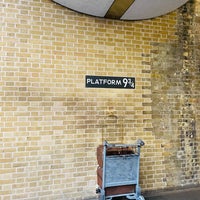 Photo taken at London King&amp;#39;s Cross Railway Station (KGX) by ⚓️Mustafa G. on 5/22/2024