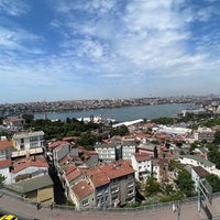 Photo taken at Grand Hotel Haliç by Miran İ on 6/10/2022
