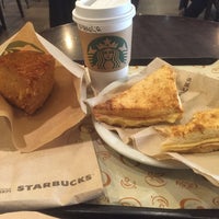 Photo taken at Starbucks by Naty M. on 11/6/2015