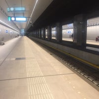 Photo taken at Metrostation Amsterdam Centraal by Fred P. on 10/3/2018