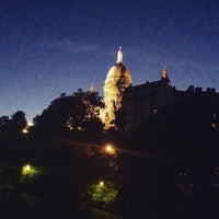 Photo taken at Jardin des Arènes de Montmartre by Cathelene J. on 8/1/2015