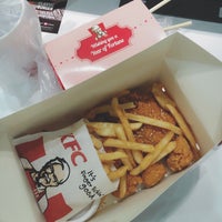 Photo taken at KFC by Stanley L. on 2/6/2018