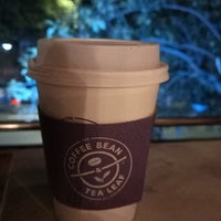 Photo taken at The Coffee Bean &amp;amp; Tea Leaf by lu.chi.fr. 恶. on 2/19/2022