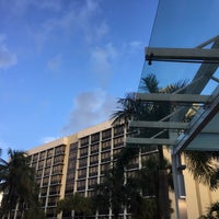 Foto tirada no(a) Residence Inn by Marriott Miami Airport por Gonna C. em 6/25/2016