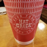 รูปภาพถ่ายที่ Hat Creek Burger Co. โดย John R. เมื่อ 1/16/2019