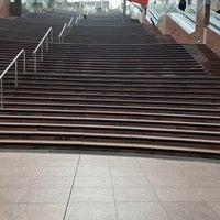 Photo taken at 京都駅ビル 大階段 by まっつみぃ on 11/27/2023