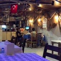Photo taken at Yi-Geç Balık Restaurant by Tanju C. on 9/18/2021