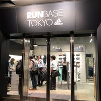 Photo taken at adidas RUNBASE by ᴋᴏᴛᴀʀᴏ ᴛ. on 6/13/2019