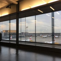 Photo taken at Vienna International Airport (VIE) by Fereshteh A. on 12/22/2017