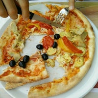 Photo taken at Da Vinci by Lili on 7/12/2015